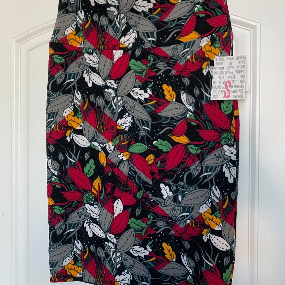 Lularoe Skirt Cassie Small